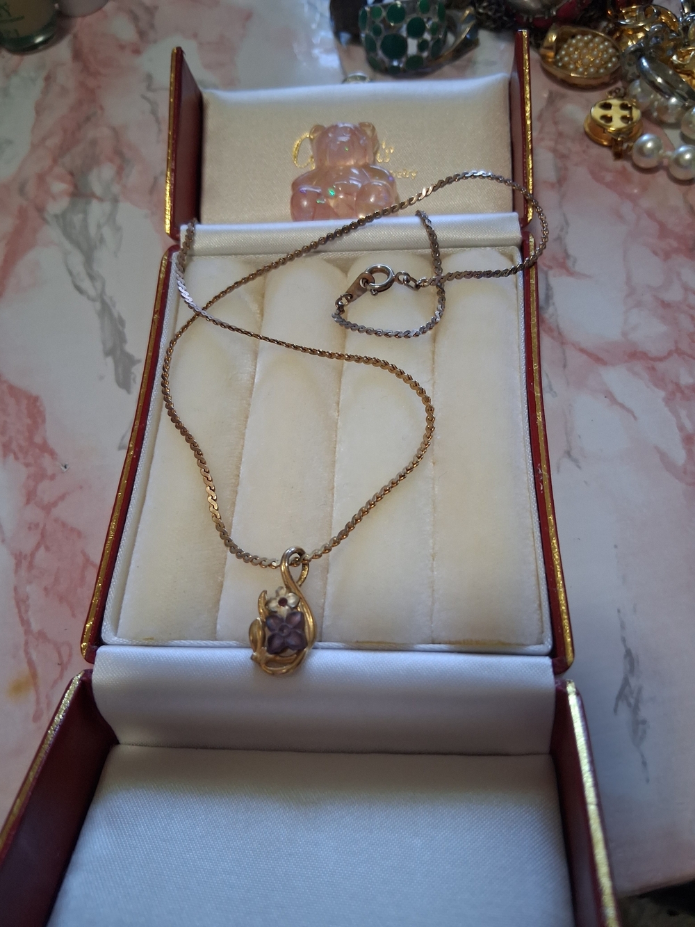 Vintage Source Unknown Gold-Tone Necklace with Purple Stone Pendant